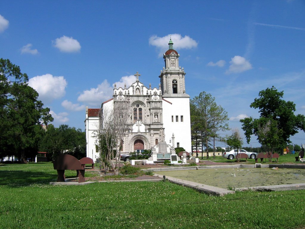 Madonna Manor