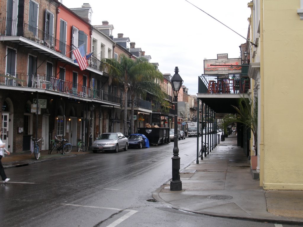 looking down Decatur