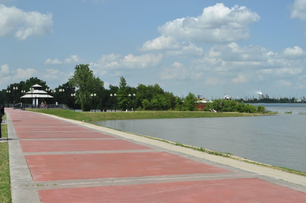 Port Allen Flood 39 feet