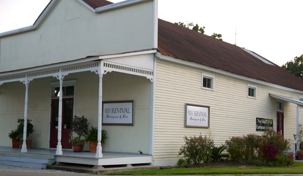 Dustys view of Revival Antiques