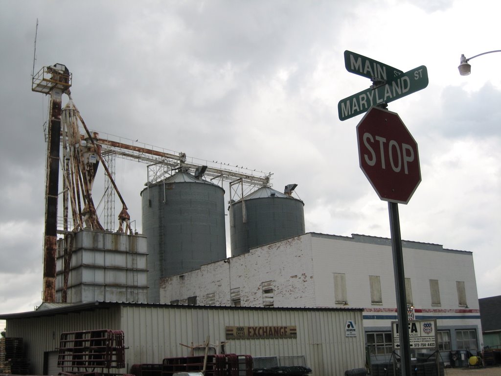 MFA grain bins, Louisiana, MO - 09/06/2007