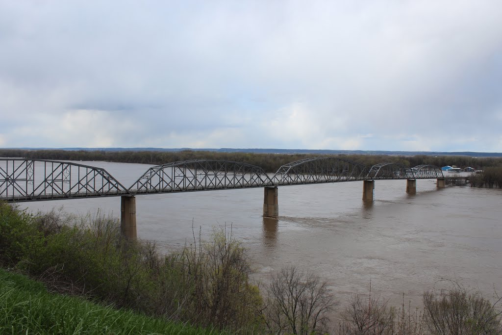 Louisiana, MO Bridge