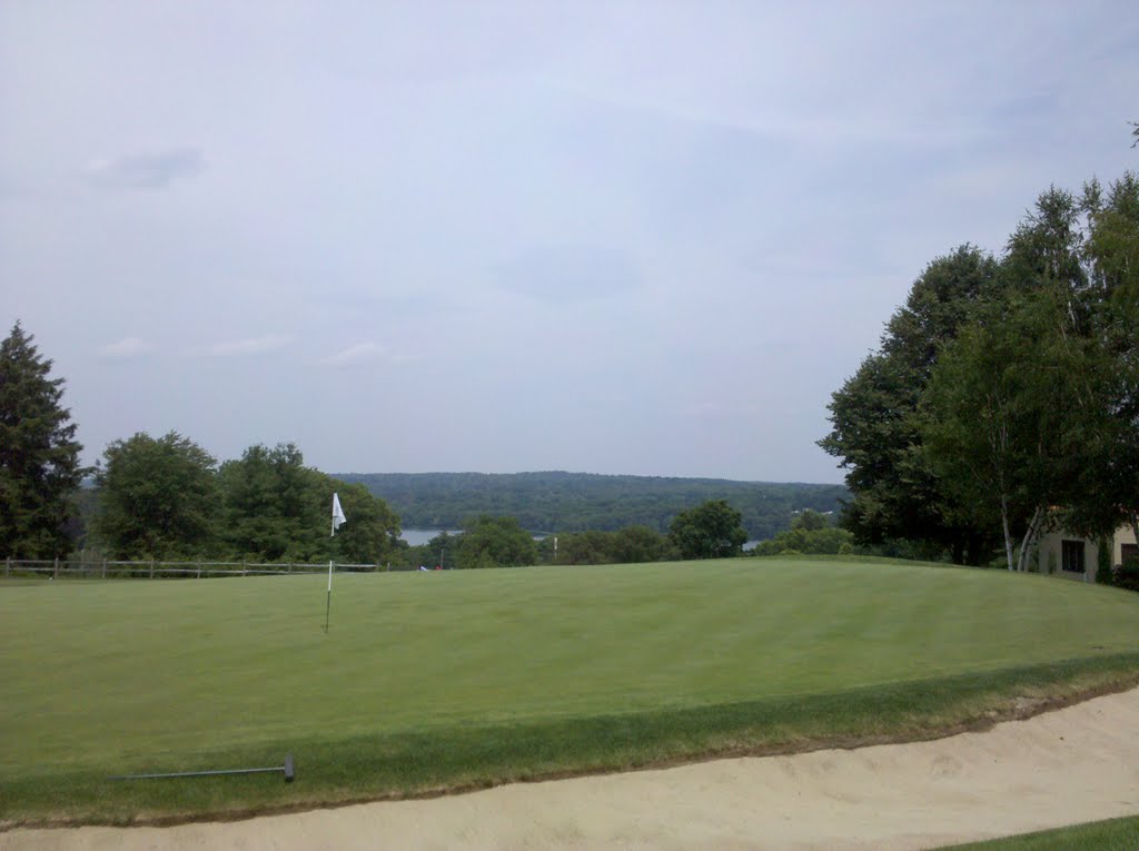 Wincester country club w/ view of Upper Mystic Lake