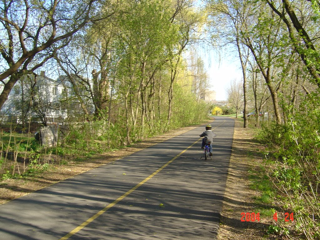 Minuteman bike path