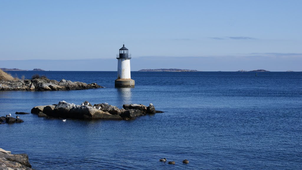 Salem Harbor