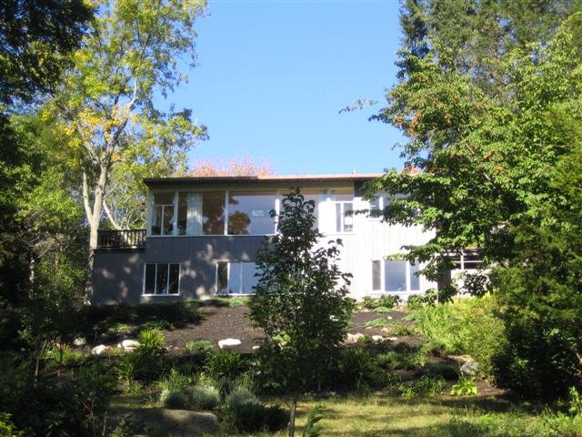 83 Snake Hill Road