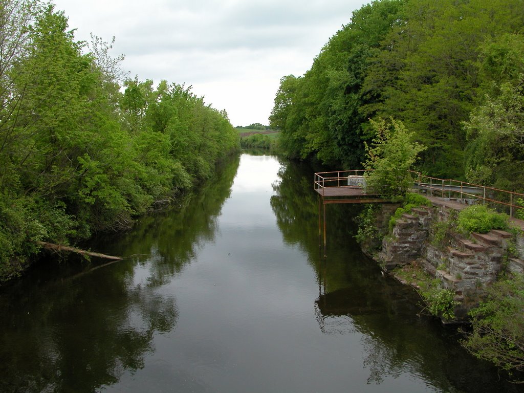 Windsor Locks Canal
