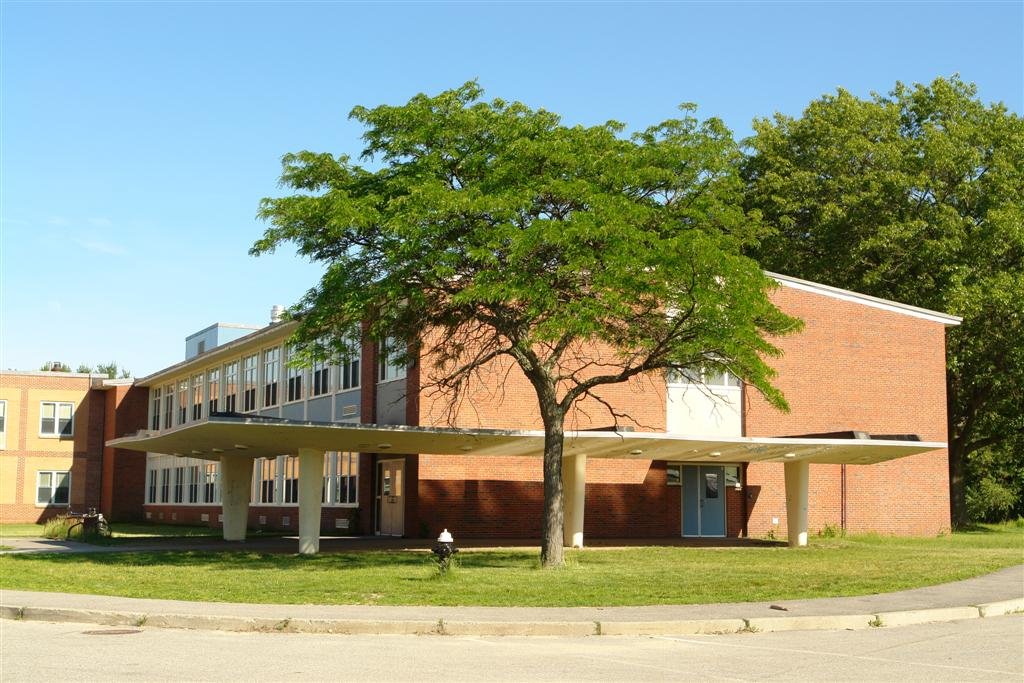 Diamond Junior High School - Lexington, MA