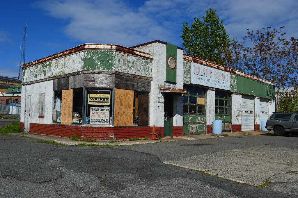Art Deco Gas Station