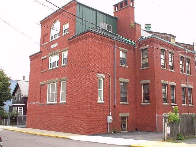 Former Sacred Heart School