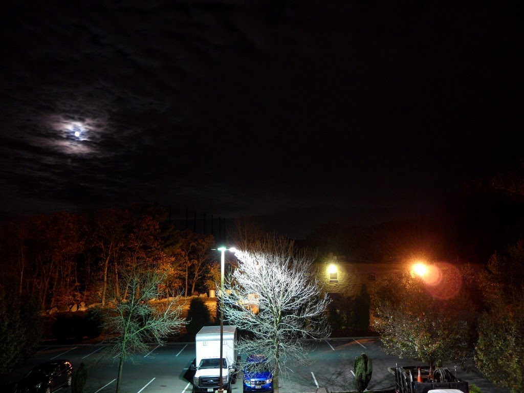 Car park at Red Roof Inn, Saugus, MA