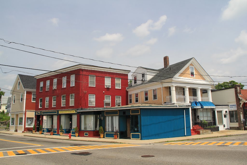 Red & Blue Building on N Main, Natick MA
