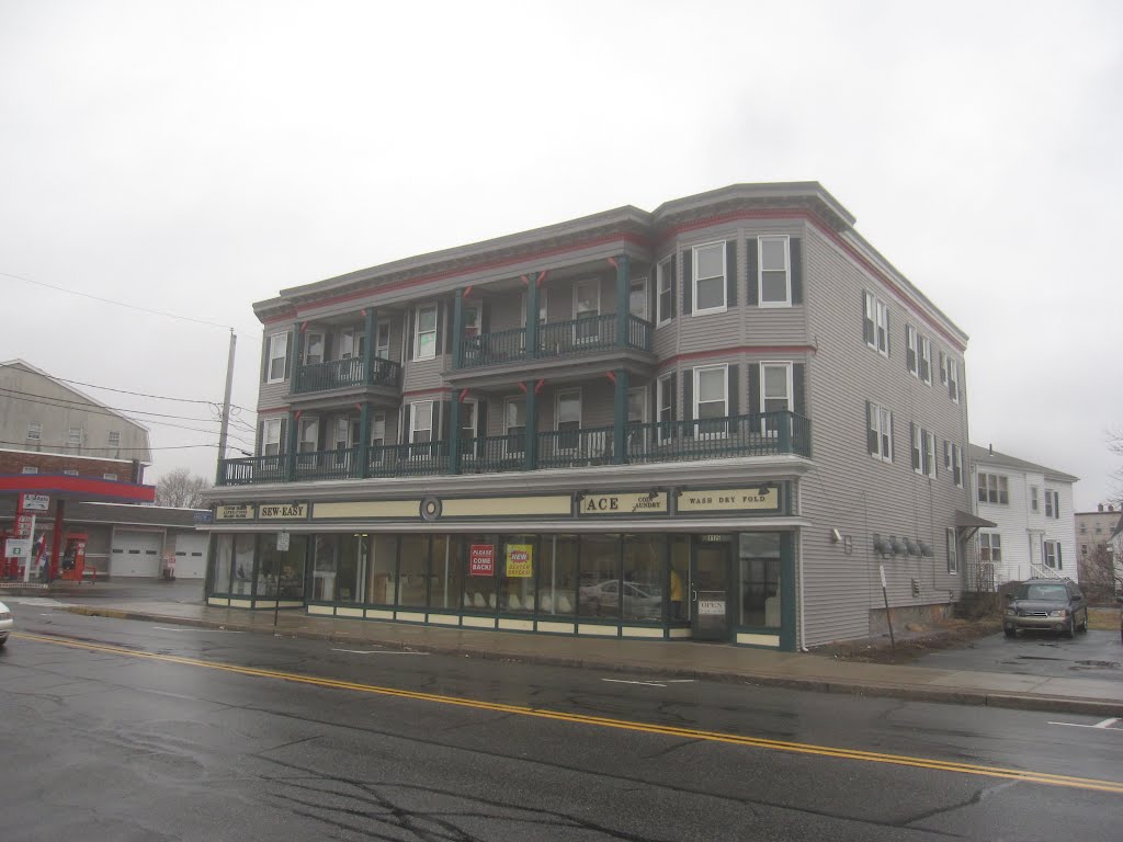 Norwood: ACE Coin Laundry