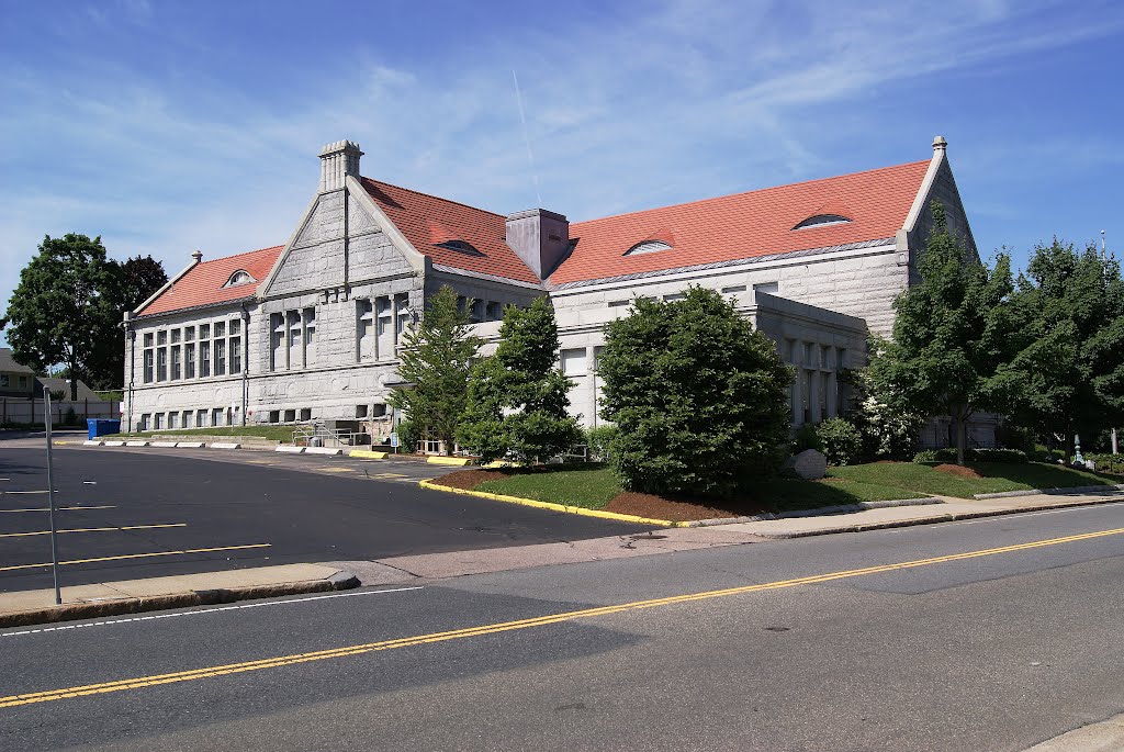 Route 1A. Morrill Memorial Library