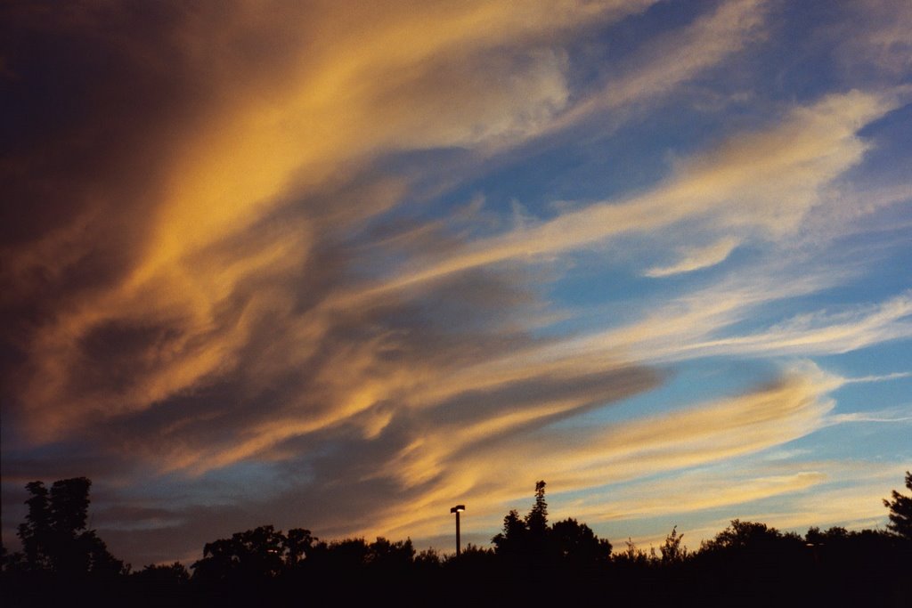 Sun fires sky