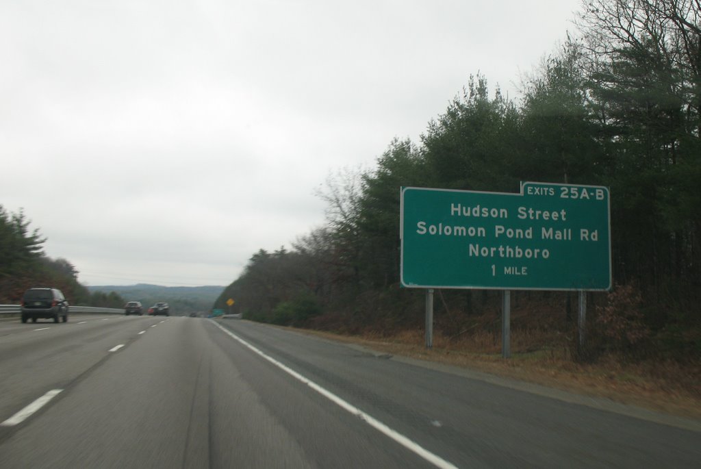 Solomon Pond Mall Road