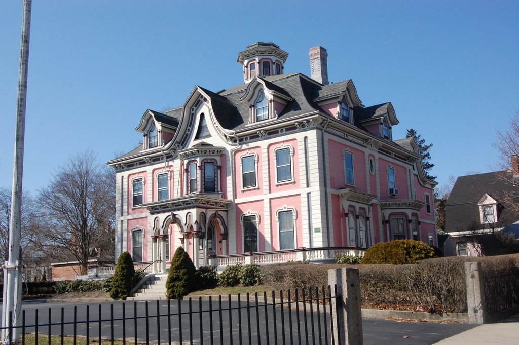 Colonial, New Bedford. ma.
