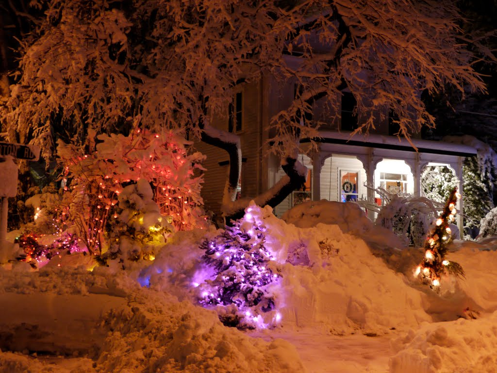 Newton Highlands. Christmas Night