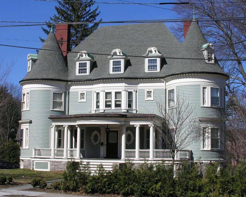 Newtonville Colonial Revival, 1890s-1910