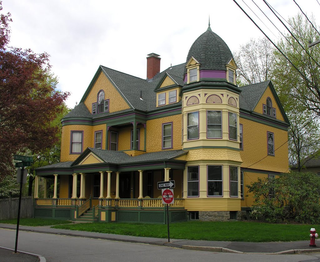 Newtonville, Queen Anne, 1890s