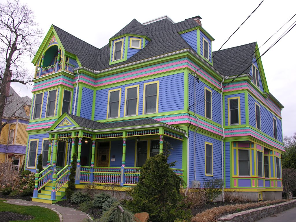 Newton Highlands, Queen Anne Style, 1880s