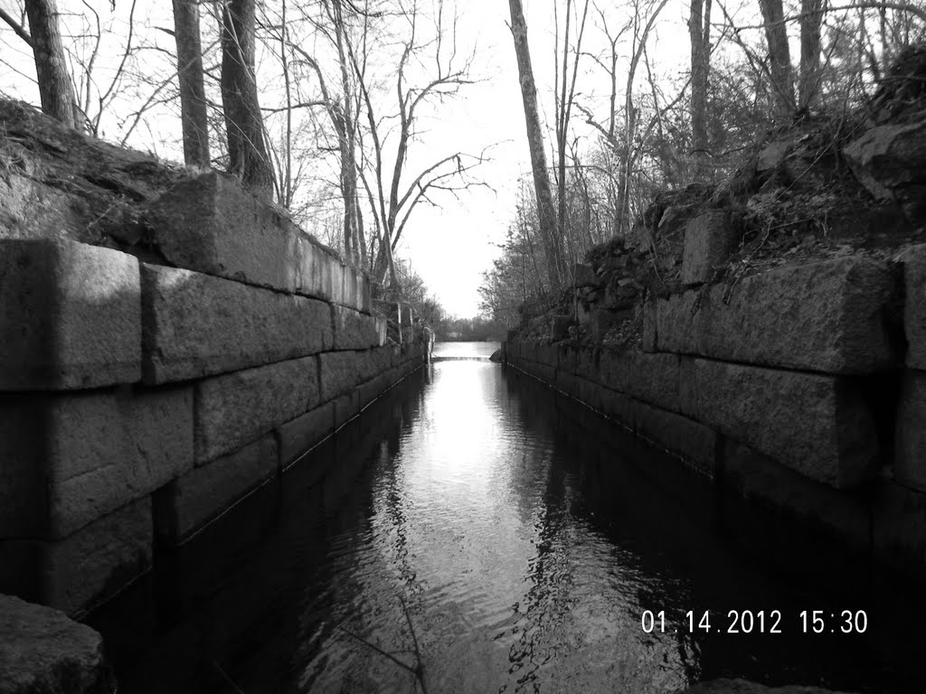 blackstone river canal (goat hill lock)