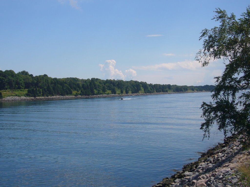 Cape Cod, Cape Cod Canal looking East (10.08.2008)