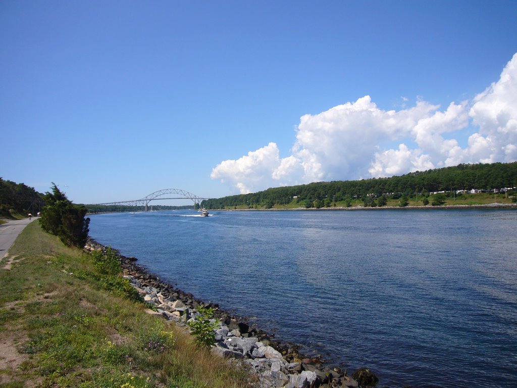 Cape Cod, Cape Cod Canal looking West (10.08.2008)