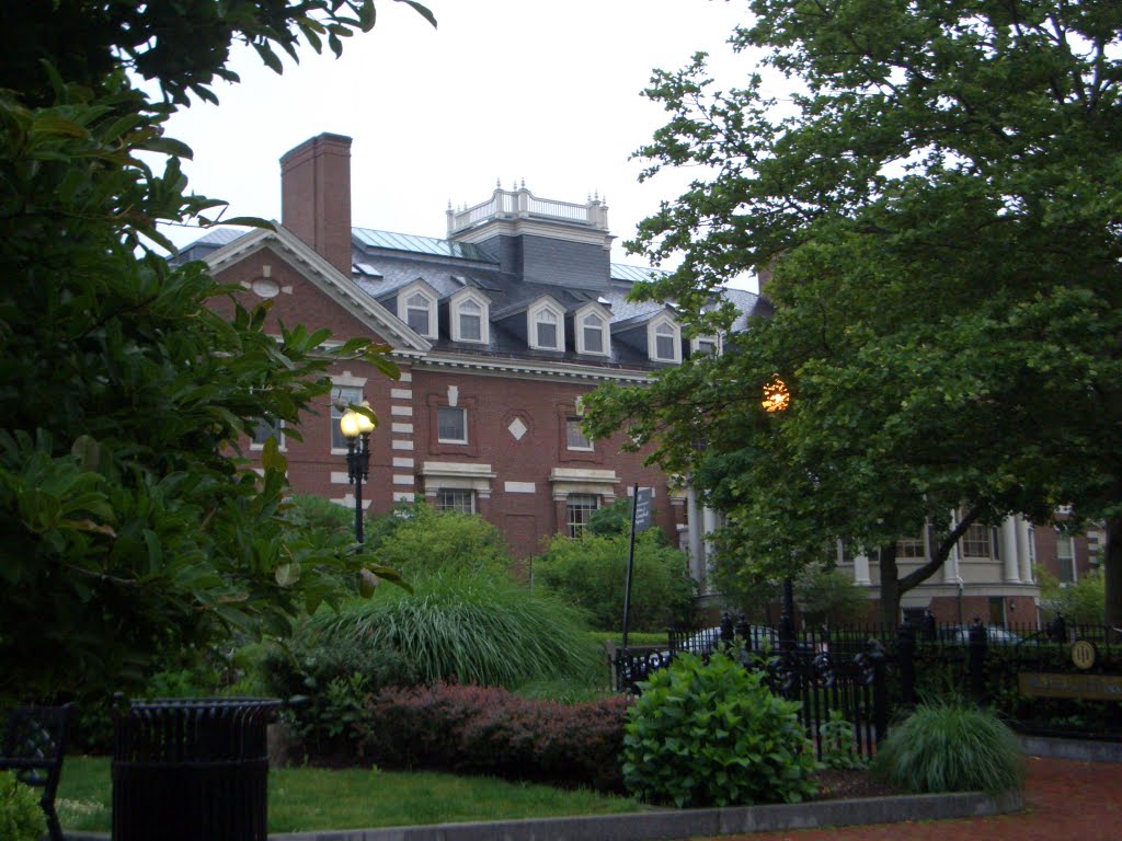 Cambridge : Harvard University