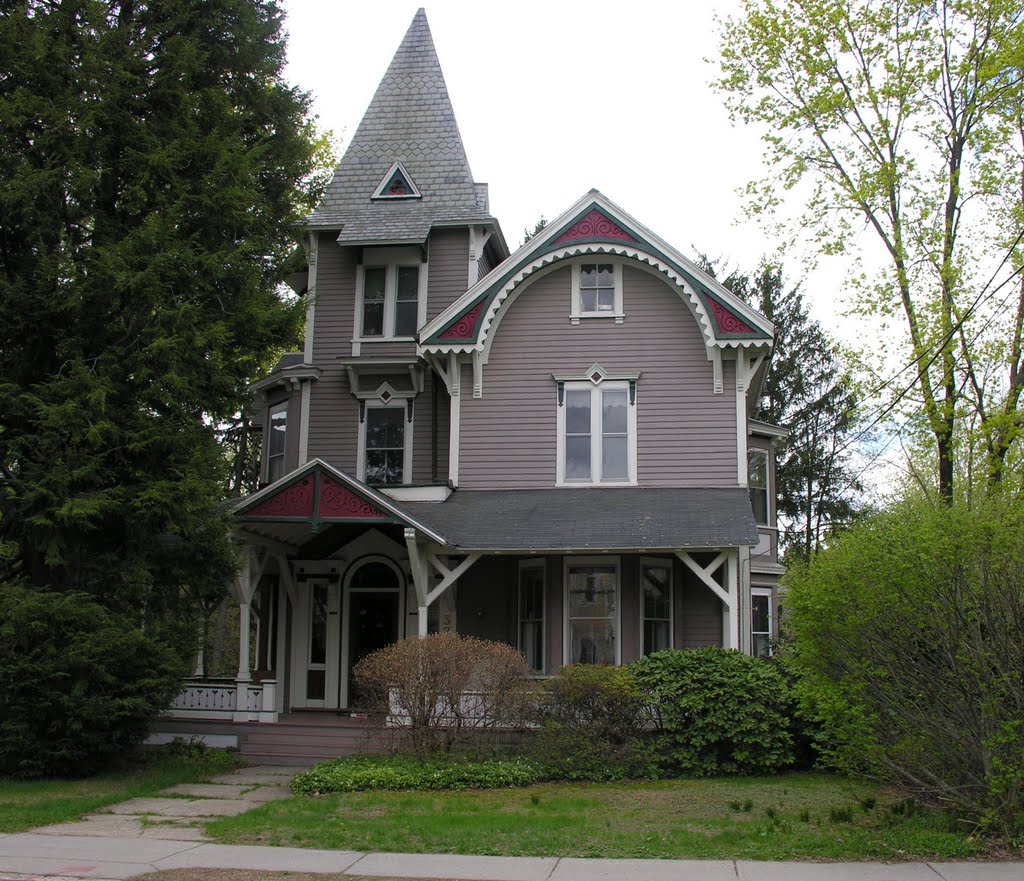 Newtonville, Stick Style, 1870s