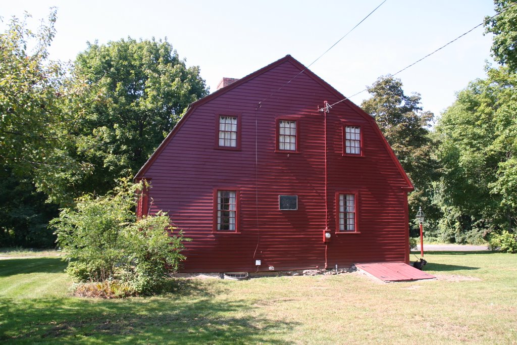 Farnum House, Oldest In Uxbridge