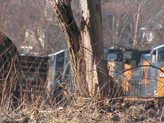 CSX locomotives in Framingham, MA