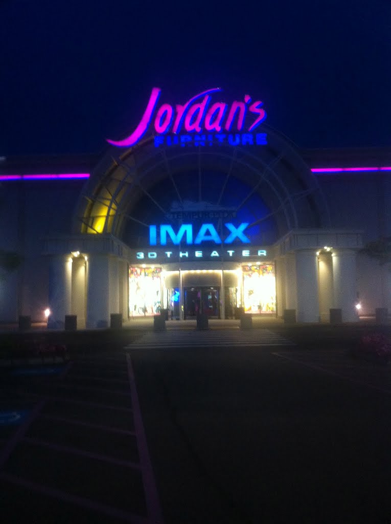 Jordans Furniture IMAX 3D Theater