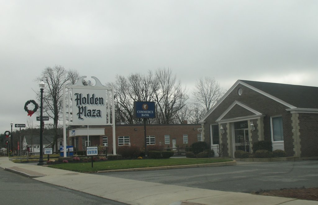 Holden Plaza