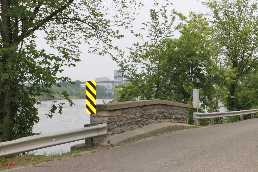 Mississippi River with St. Paul in Background