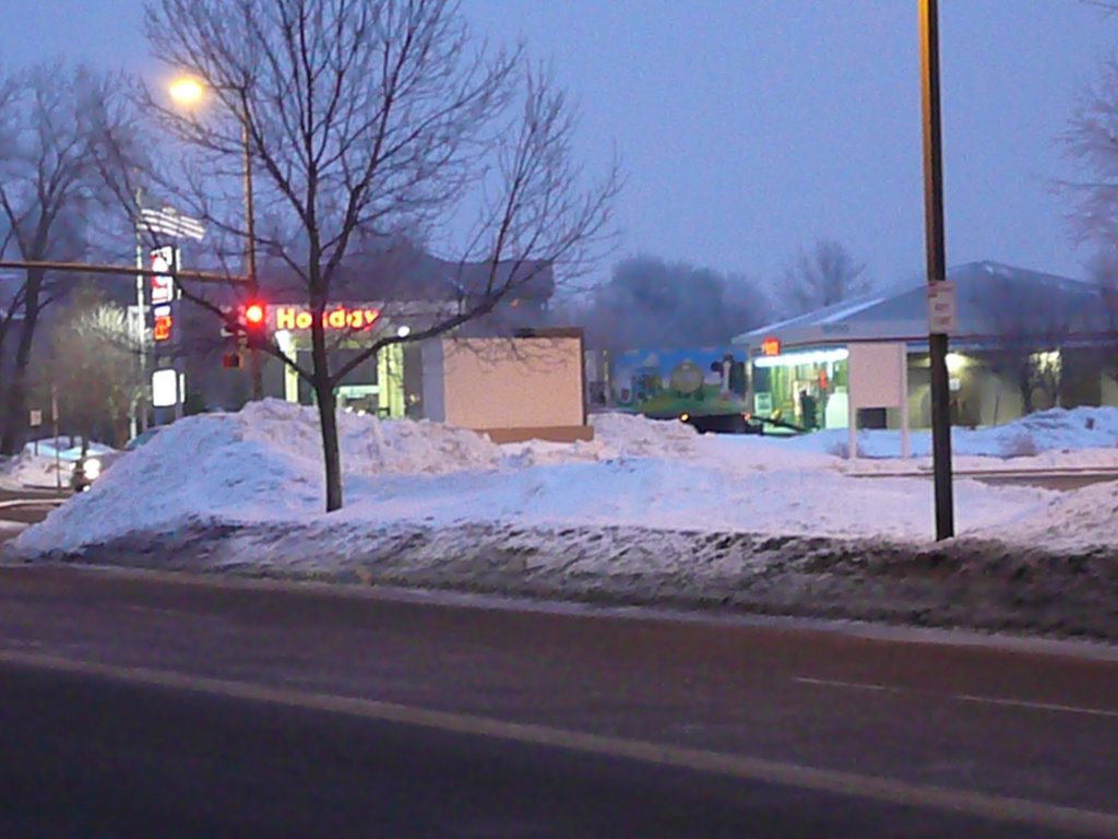 HOLIDAY STATION