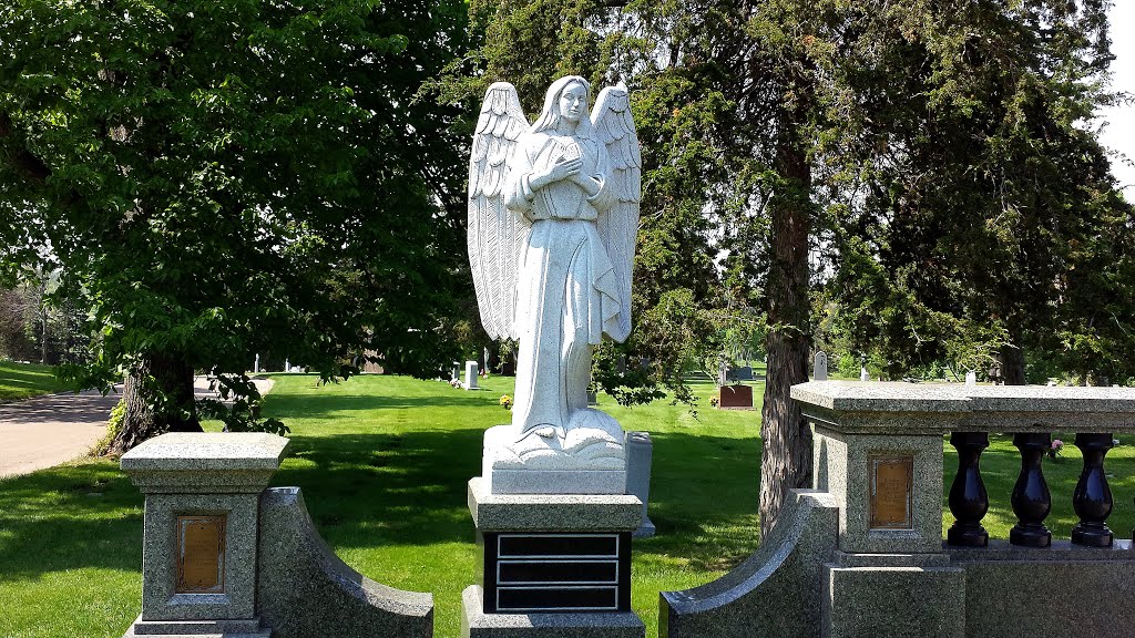 Resurrection Cemetery