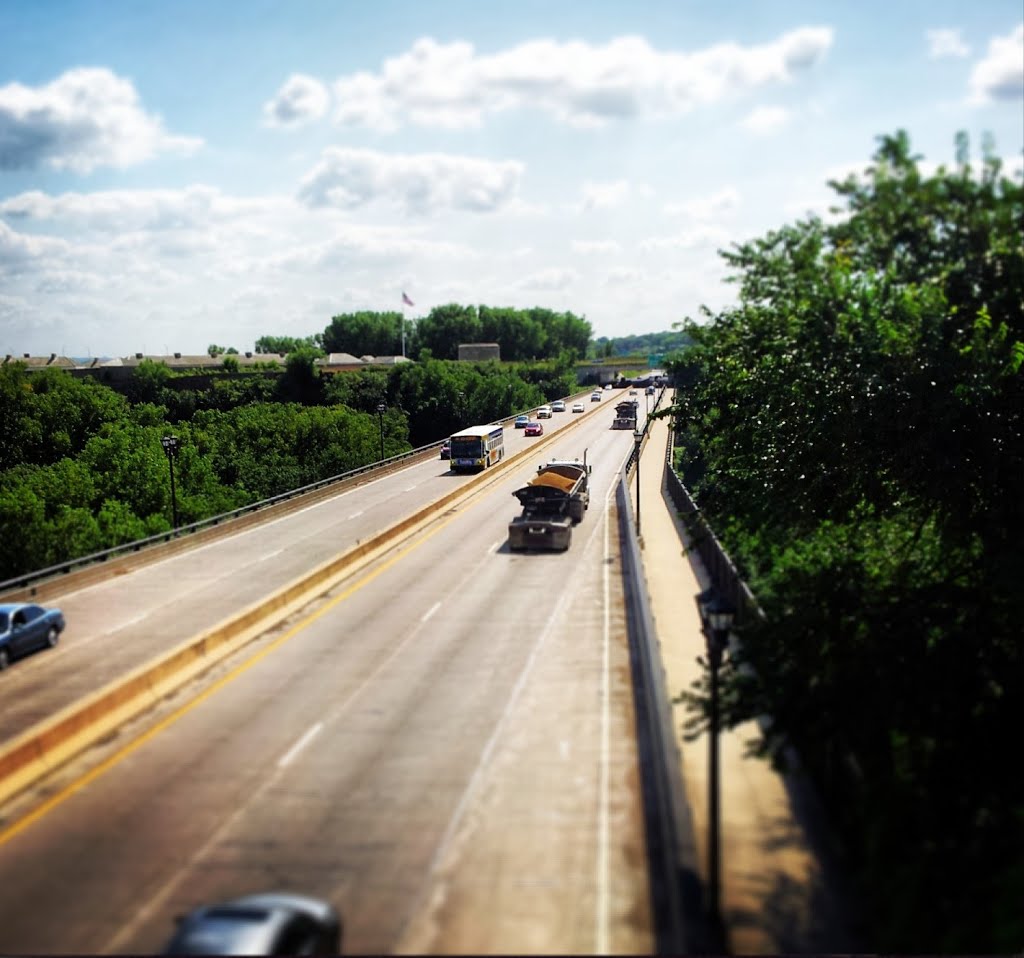 Hwy 5 - St Paul, MN
