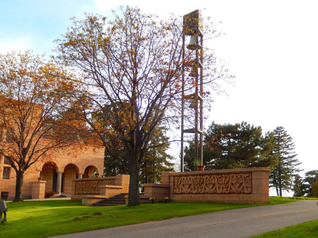 Acacia Cemetery Gate