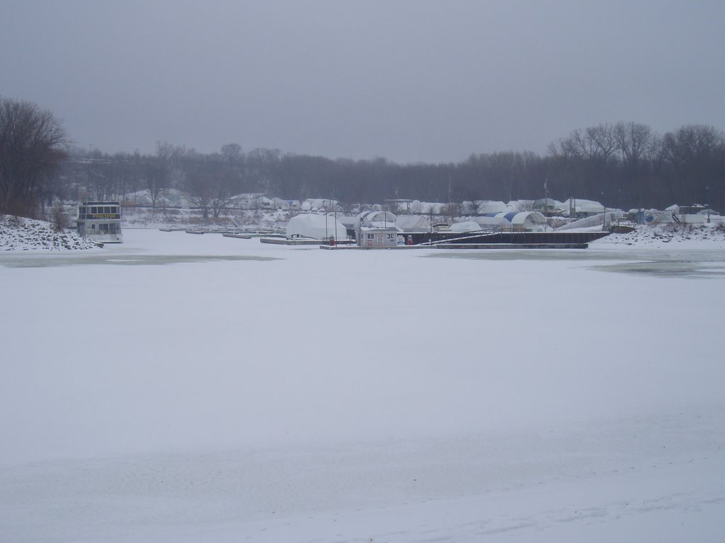 Watergate Marina in the winter, St Paul MN