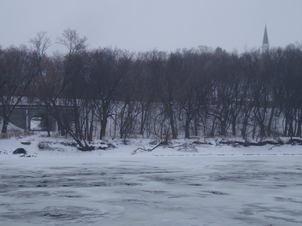 looking across to Mendota, St. Peters steeple in the distance