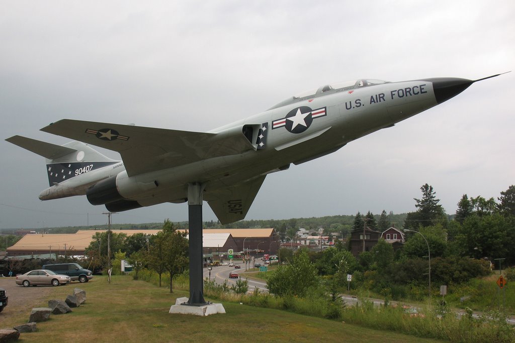 McDonnell F-101 Voodoo on a stick