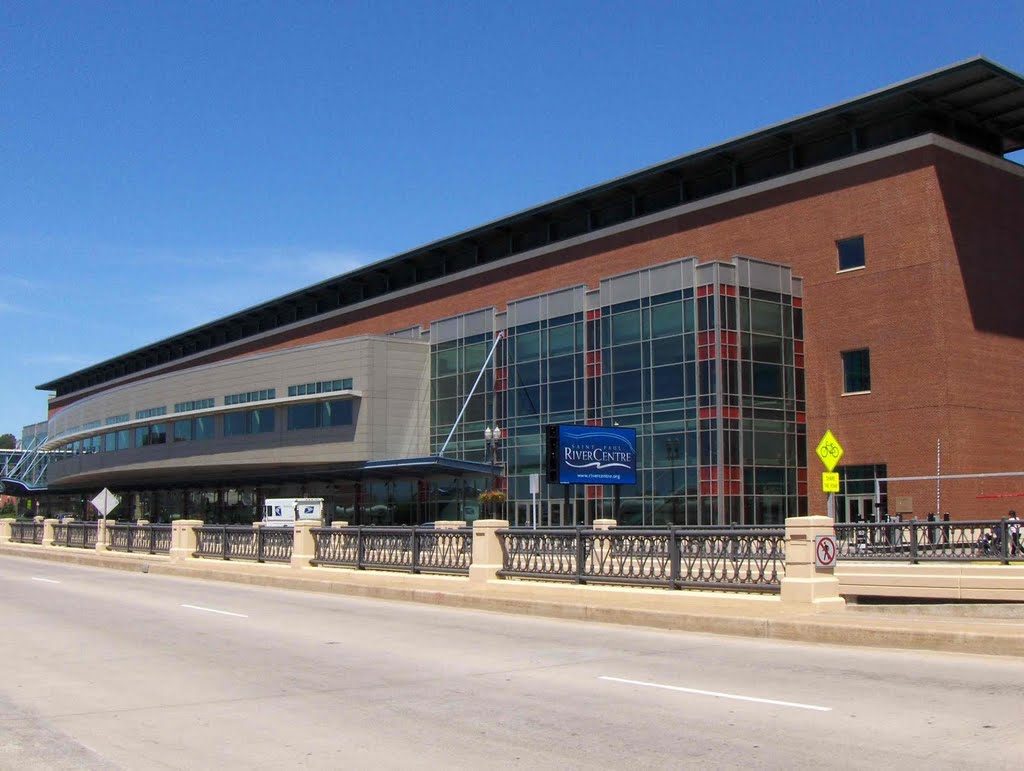 Saint Paul RiverCentre, GLCT