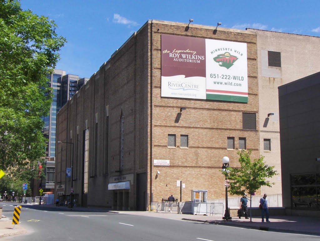 Roy Wilkins Auditorium, GLCT