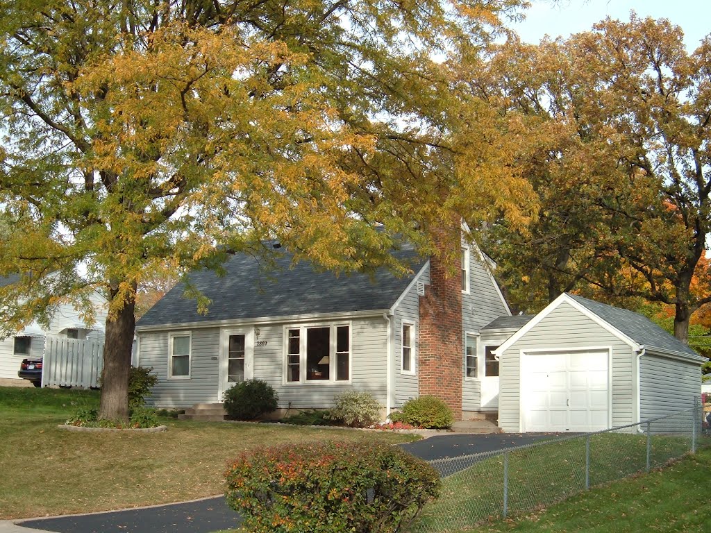 Oct 2004 - St. Louis Park, Minnesota. My parents house in the fall.