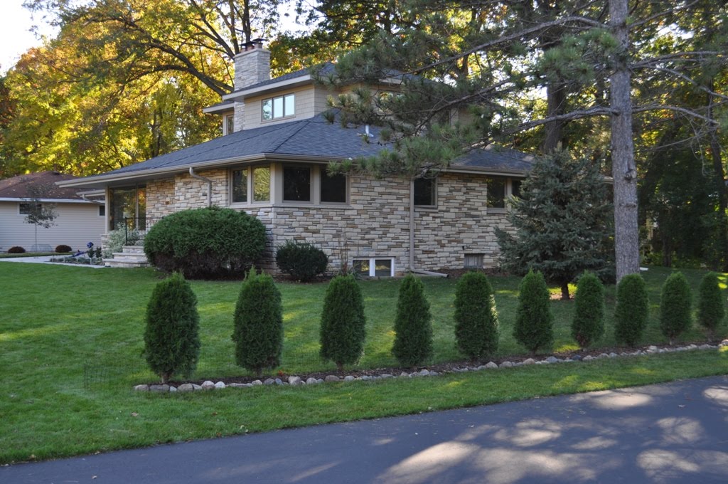 5800 Bernard Place