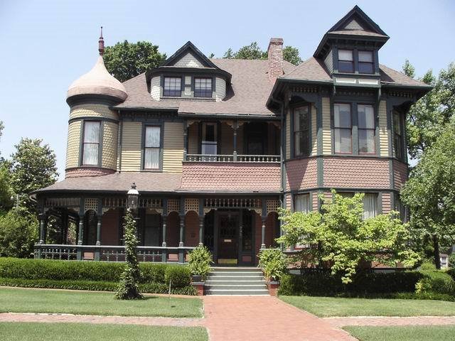 House in Helena AR