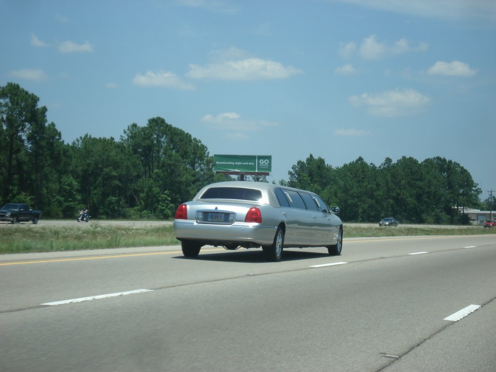 IM THE MAN!!! limo on I-10 EB near biloxi