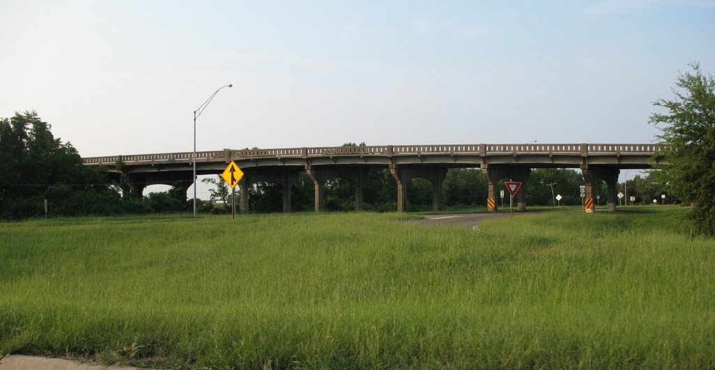 80 overpass at Jackson