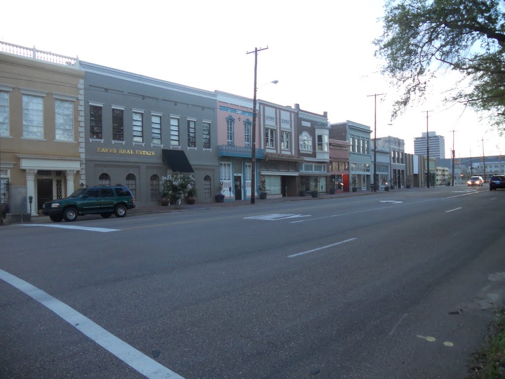 French Style Quarters - State St. Downtown Jackson, MS